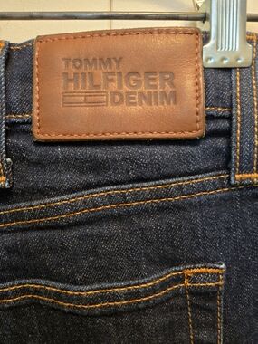 Tommy Hilfiger Men’s Dark Blue Jeans W38 X L32